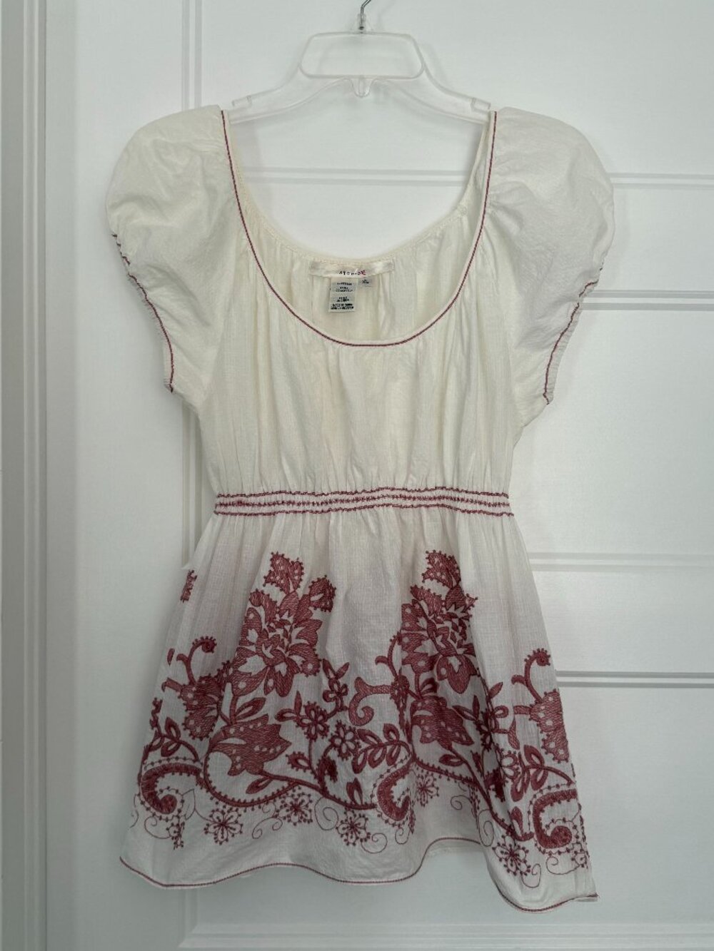 Studio M - Off White Empire Waist Top with Floral Embroidery - XL
